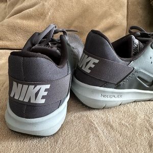 Nike Nike flex sneakers grey, lightweight.